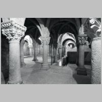 Cripta, Photo Paolo Monti, Wikipedia.jpg